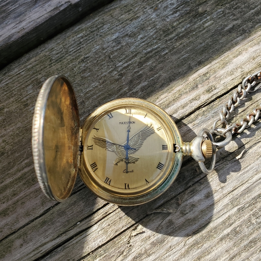 Mens Vintage Majestron pocket watch American Gold Eagle
